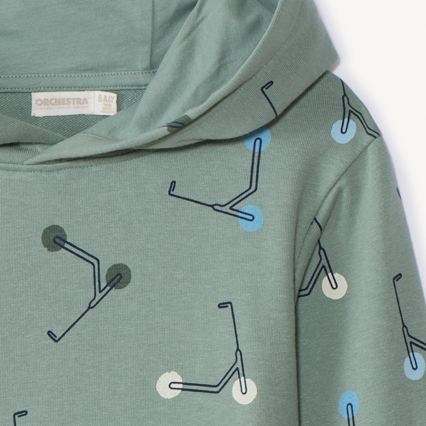 Sudadera de felpa con capucha y estampado de patinetes para niño 