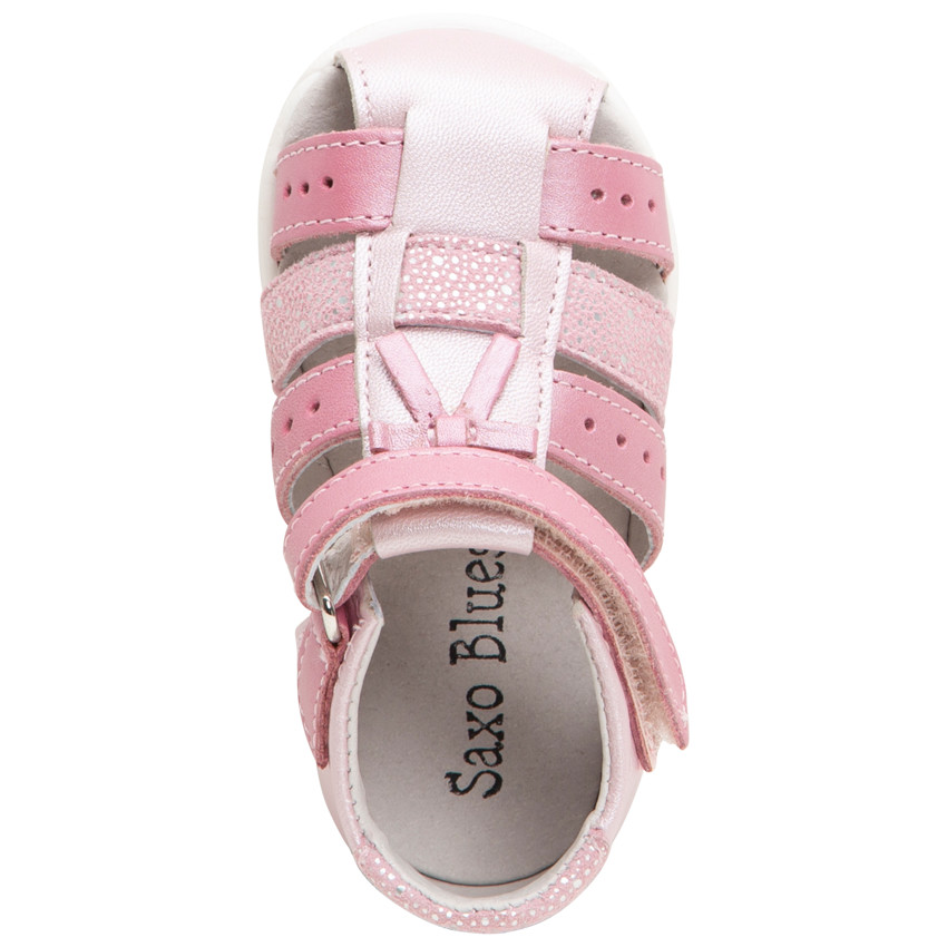 Sandalias de piel rosa irisado con tira de velcro  