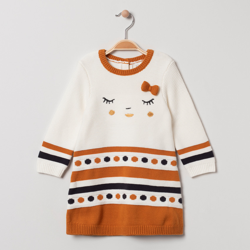 Vestido manga larga de malla fantasía con detalles bordados  