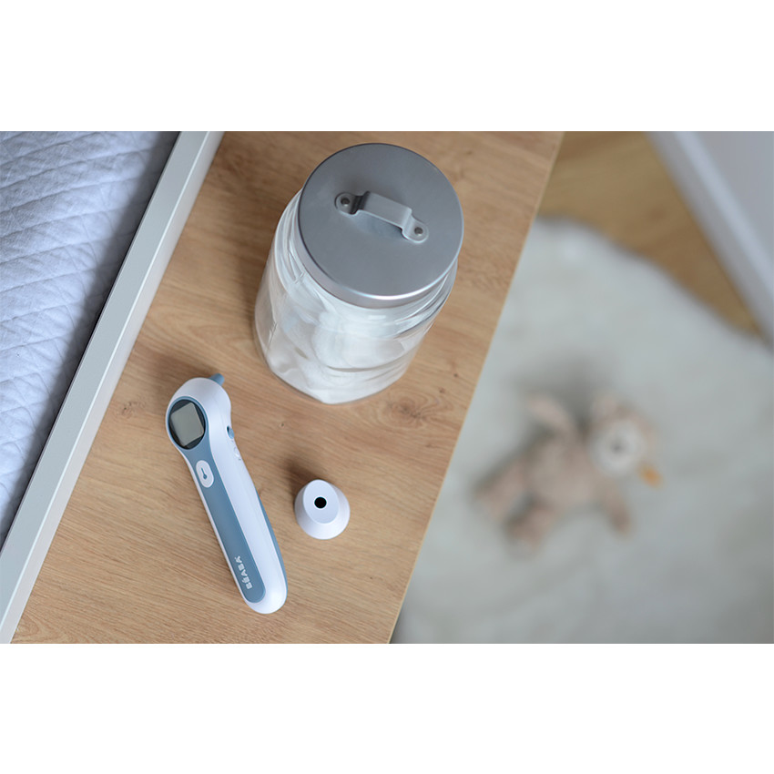 Termómetro de infrarrojos para el oído y la frente 