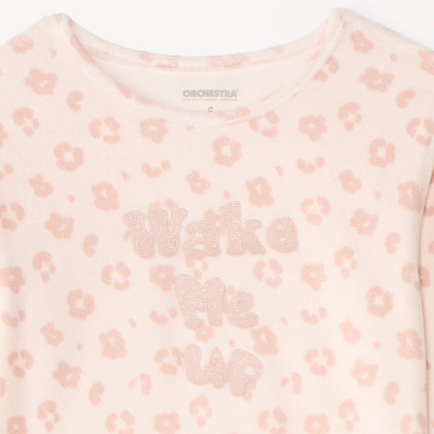 Pijama de 2 piezas de terciopelo para niña con estampado de leopardo. 