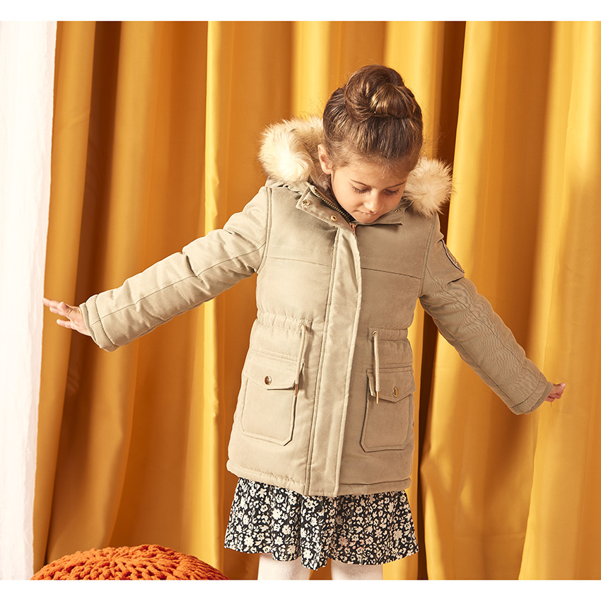 Parka impermeable con capucha y efecto de pelo sintético para niña 