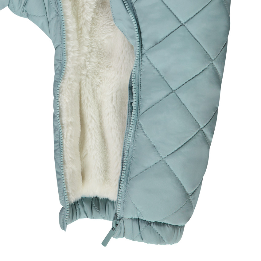 Pelele acolchado a cuadros para bebé niño con acabados diferentes según la edad 