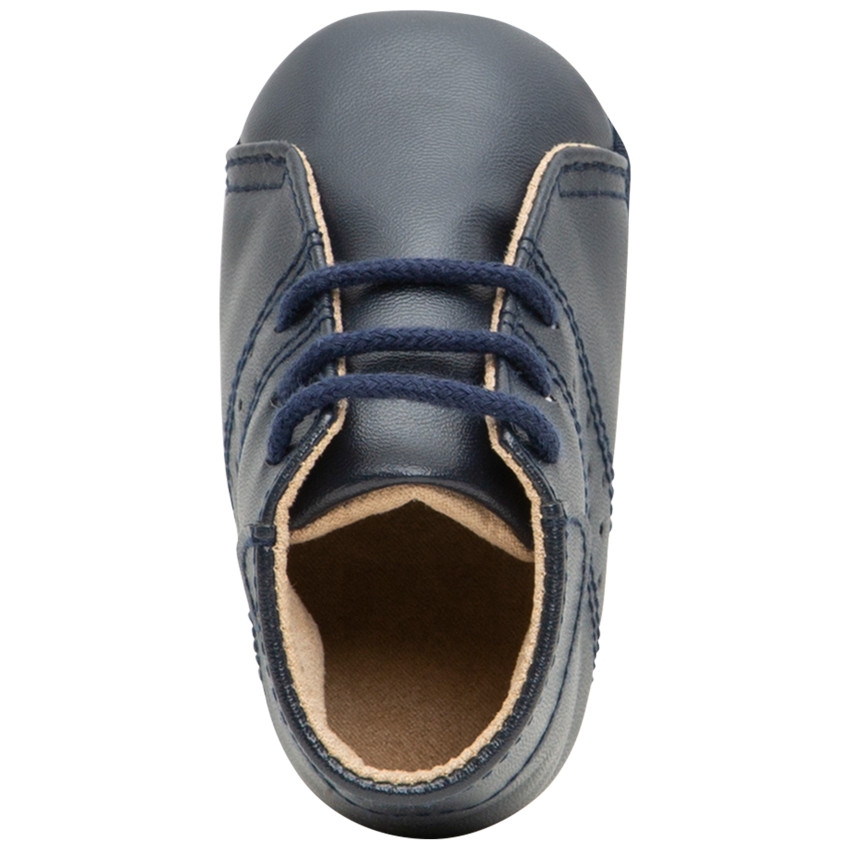Botines flexibles con efecto de cuero con cordones 
