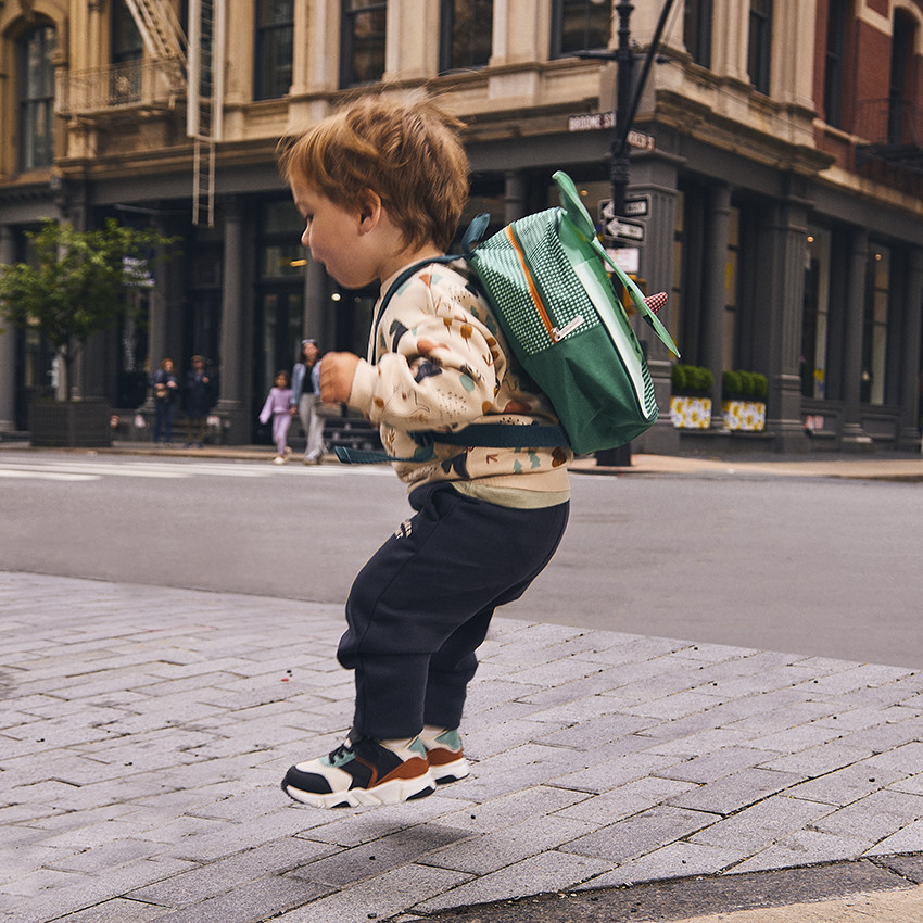 Conjunto de jogging de felpa con dinosaurios para bebé niño 