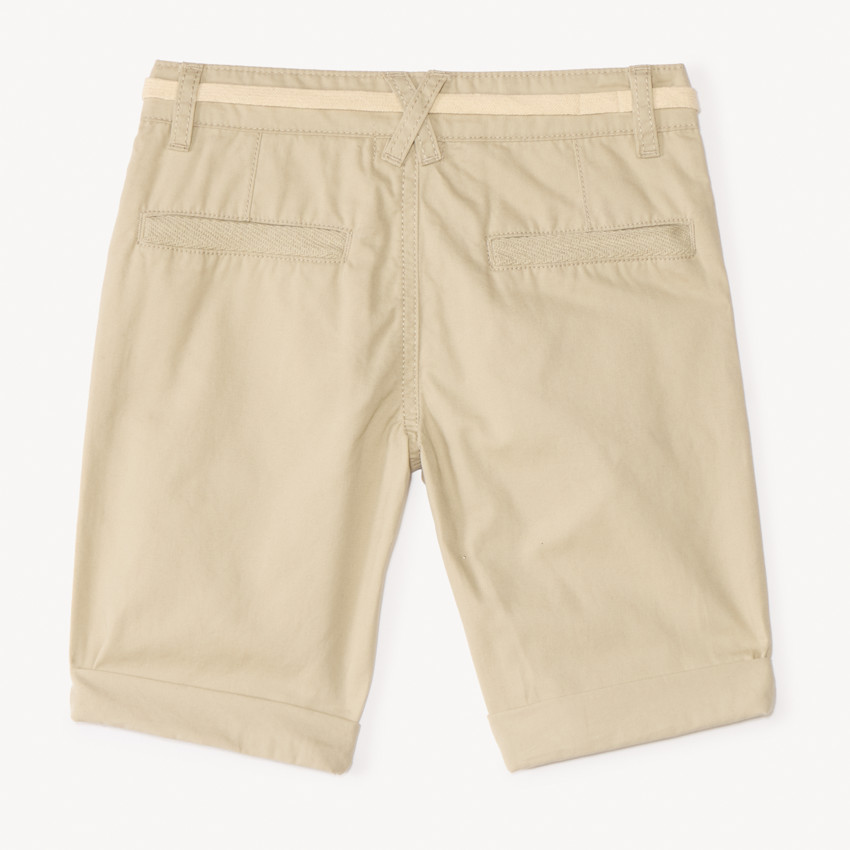 Bermudas lisos de tela con cinturón de cordón para niño 