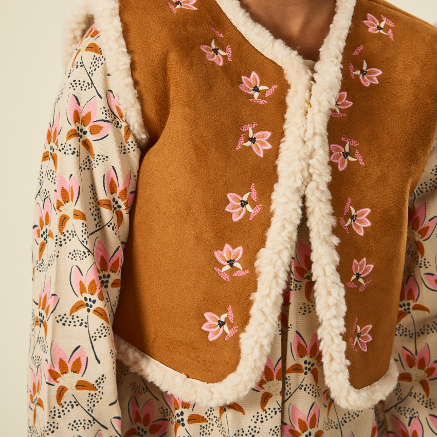 Chaleco sin mangas de ante y sherpa para niña 