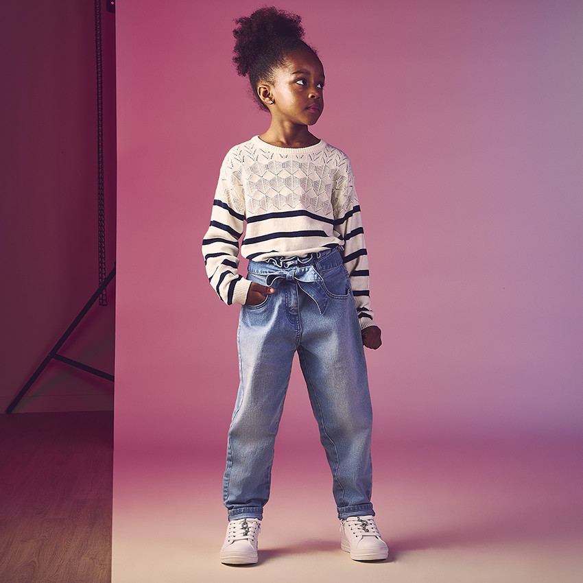 Suéter marinero de punto con juego de puntos 