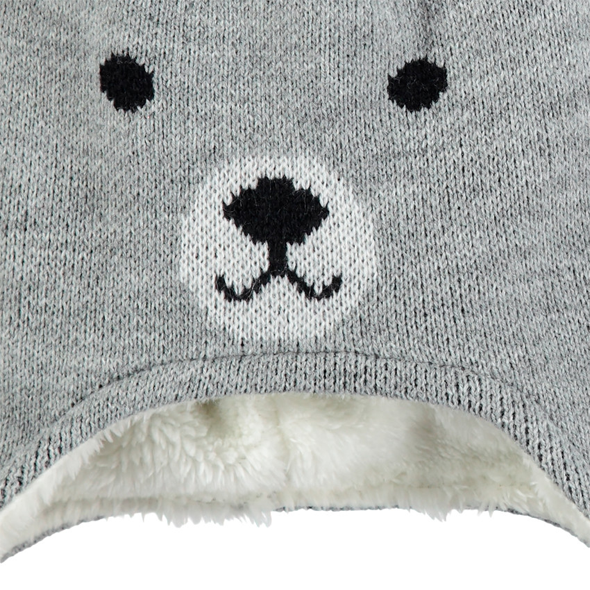 Conjunto de fantasía con gorro y manoplas de punto con forro 