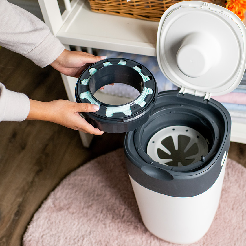 Contenedor pañales bebé Twist & Click + 4 recambios 