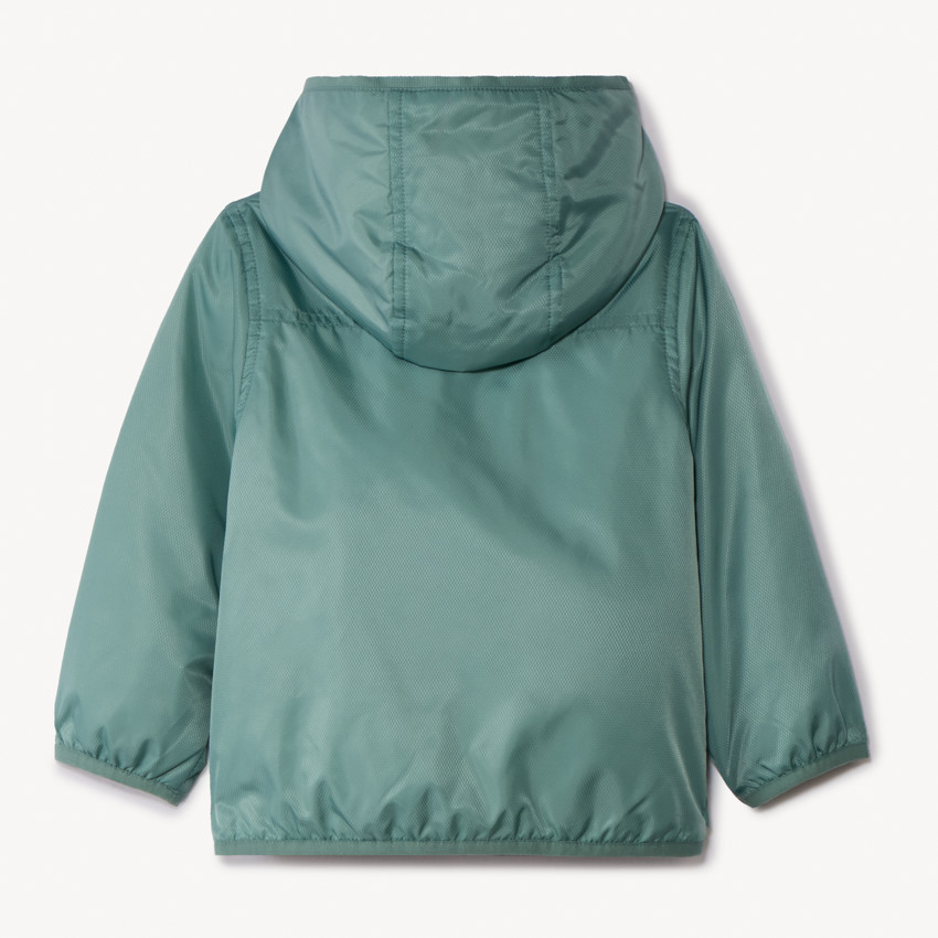 Cortavientos con 50% de poliéster reciclado para bebé niño 