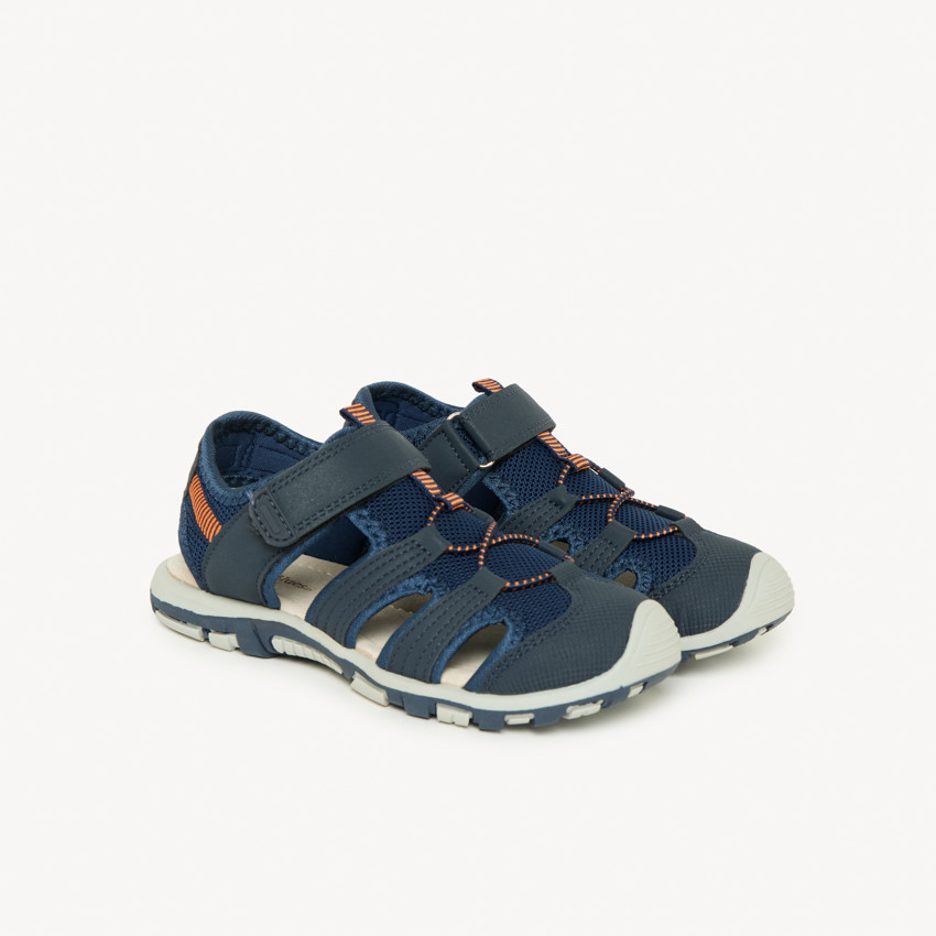 Sandalias con velcro y elásticos bicolores para niño 