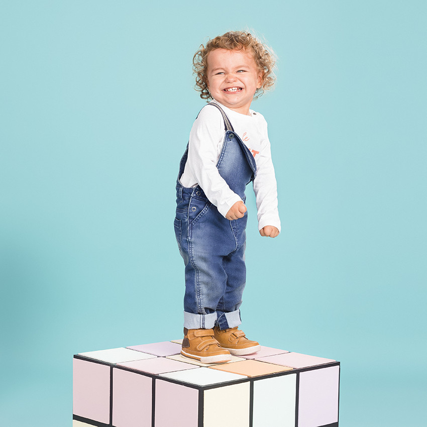 Peto largo de felpa con efecto vaquero desgastado 