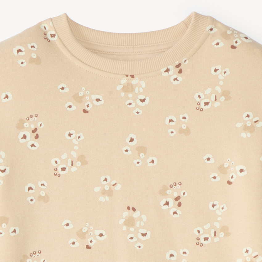 Sudadera de niña de felpa con estampado original. 