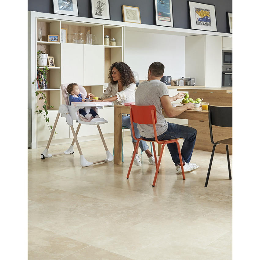 Trona regulable Jude 0+ Rosa  Additional Trona regulable Jude 0+ Rosa