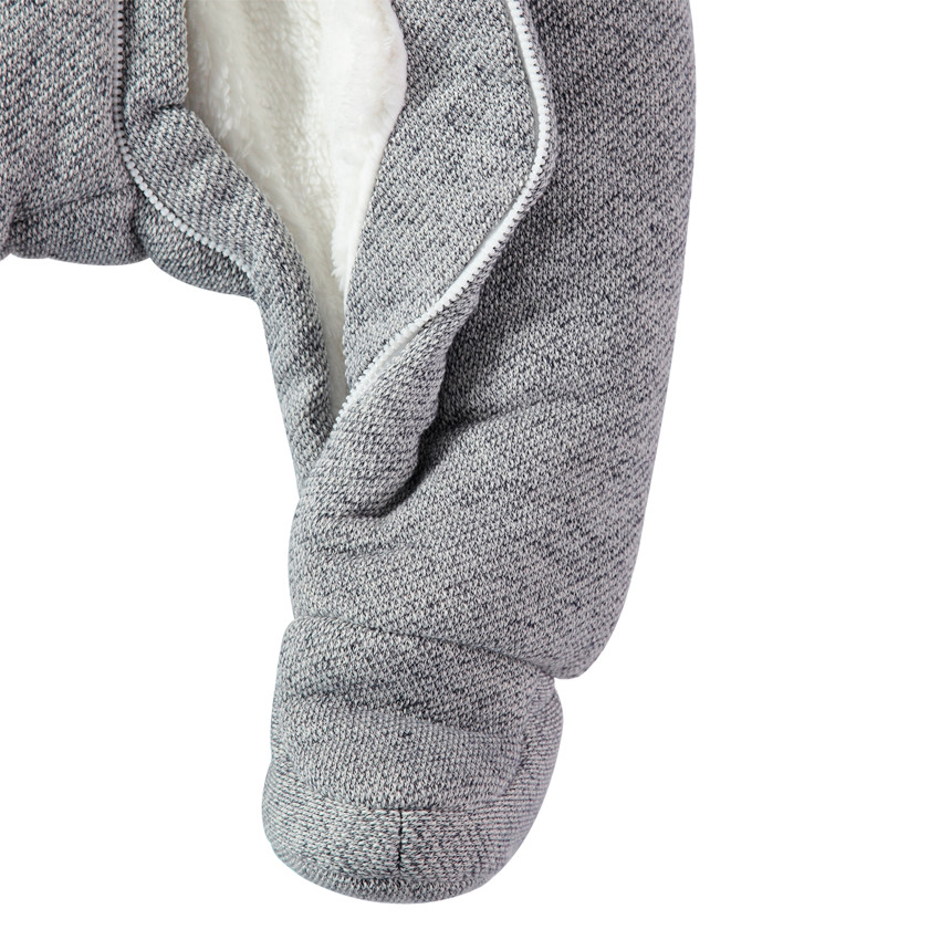 Buzo con capucha y forro borreguito de estilo deportivo 