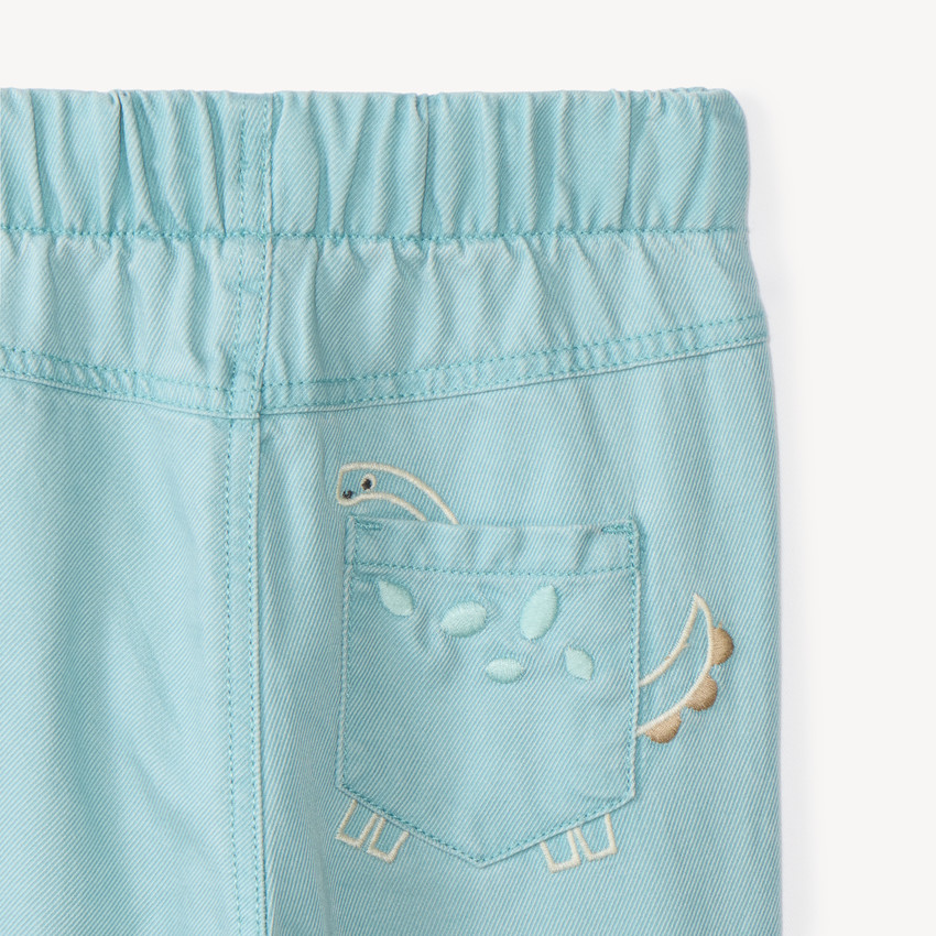 Conjunto de 2 piezas de camisa y pantalón para bebé niño con estampados de dinosaurios. 