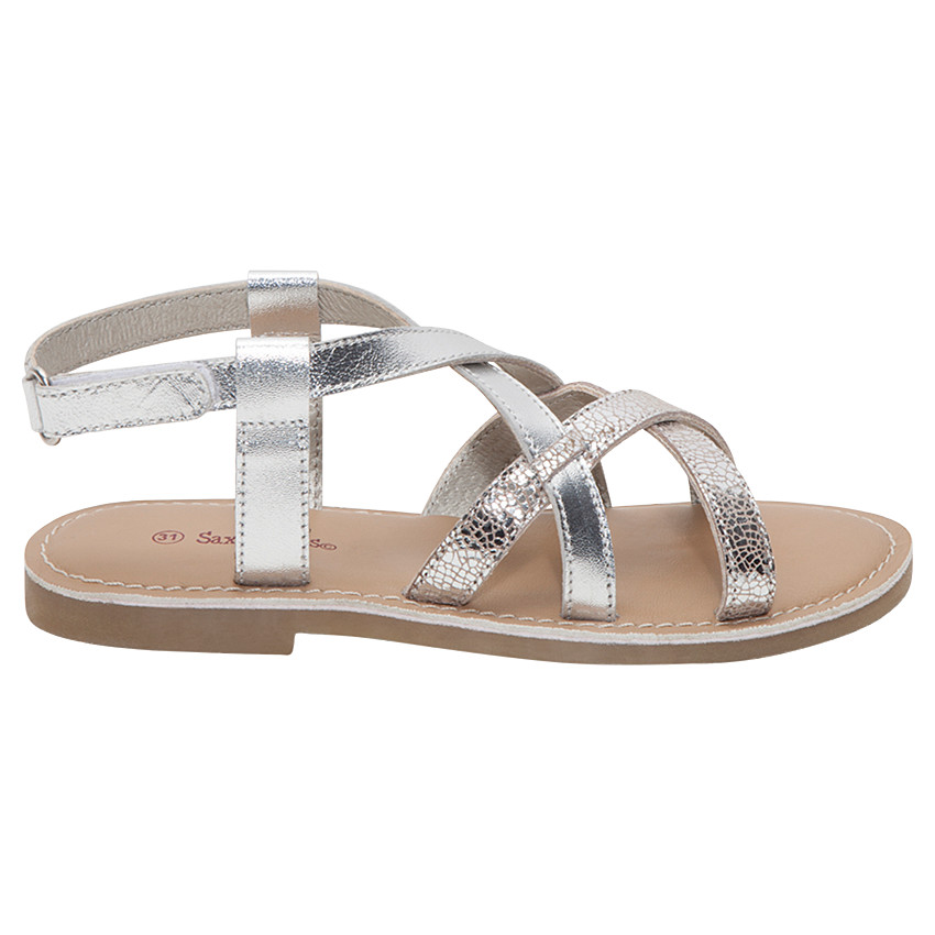 Sandalias con tiras plateadas   