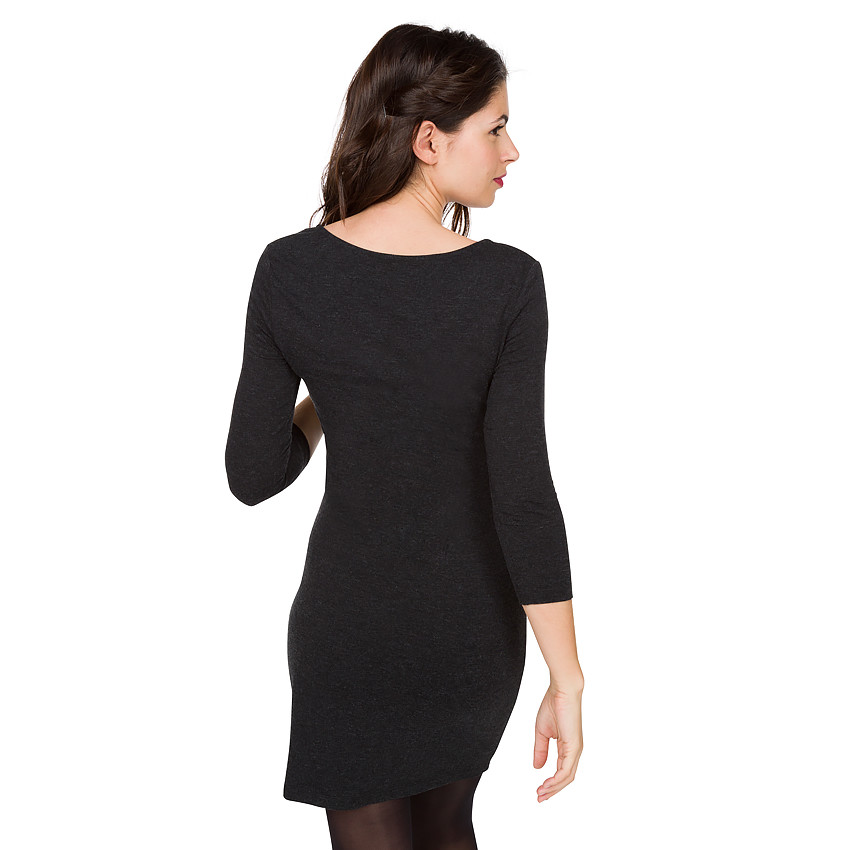 Vestido de embarazo con mangas 3/4 y juego de plisados 