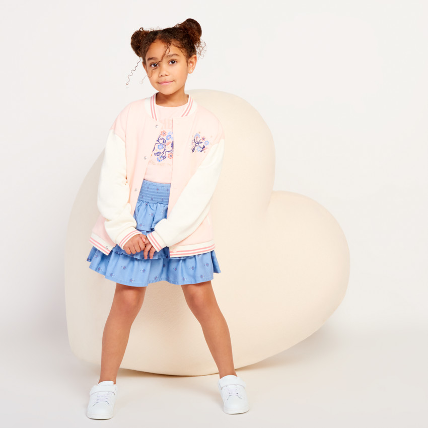 Camiseta de manga corta con estampado floral para niña 