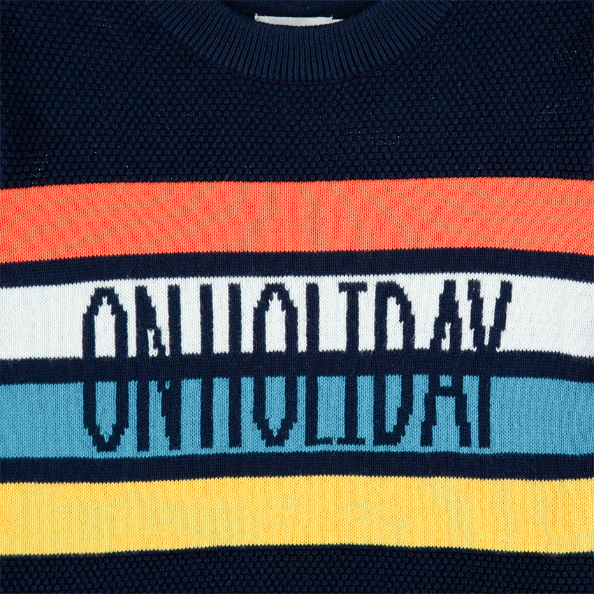 Jersey de punto de fantasía con bandas que contrastan y mensaje de jacquard 