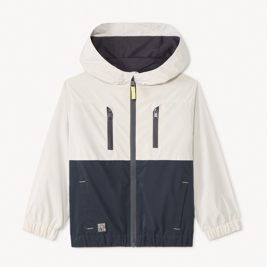 Cortavientos con capucha efecto color block para niño 