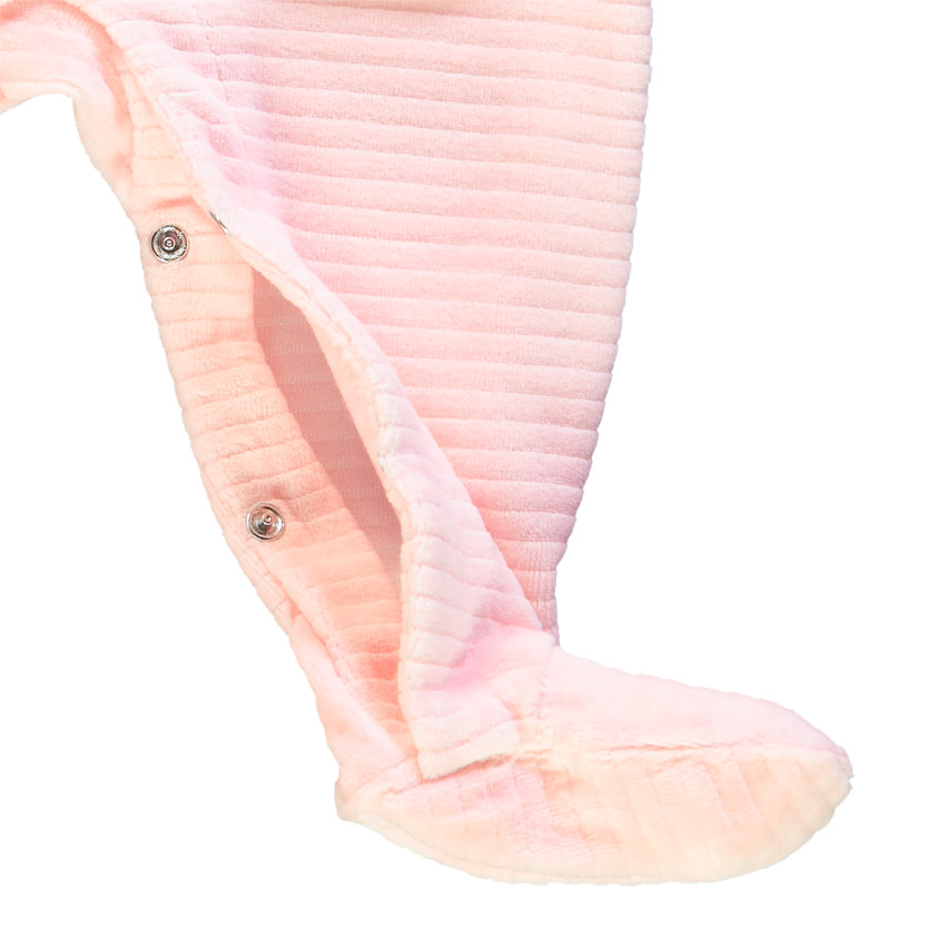 Pelele rosa de terciopelo 