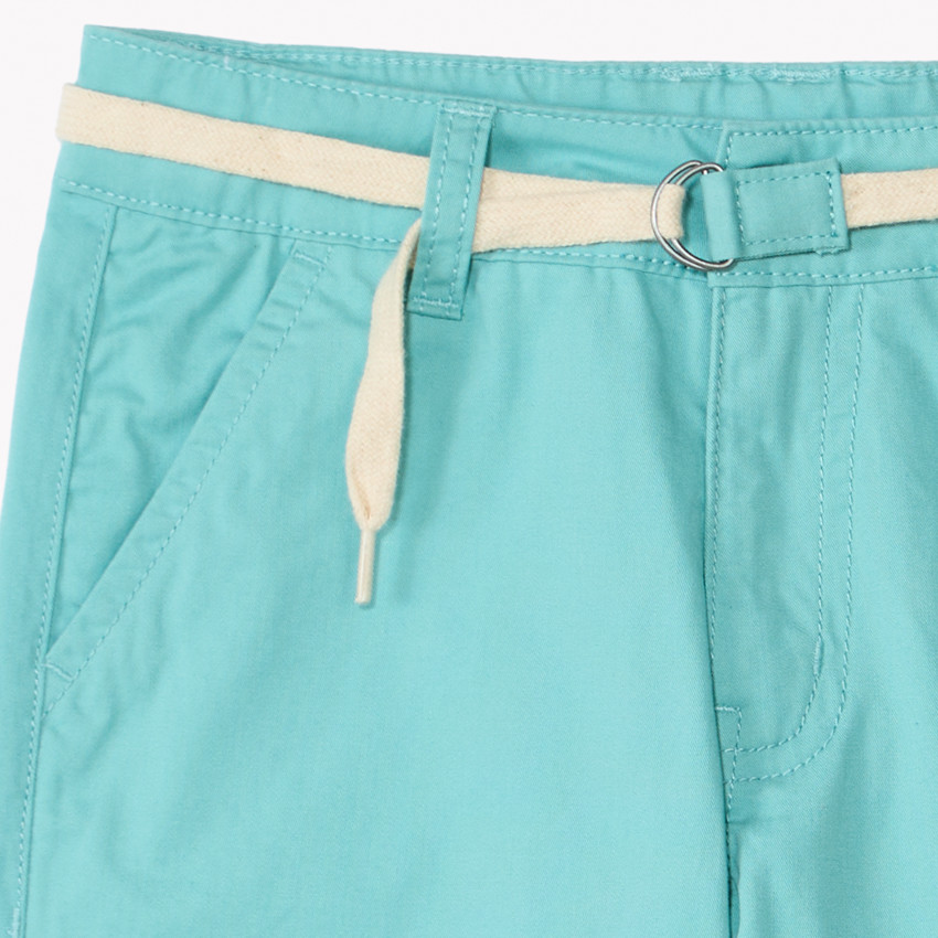 Bermudas lisos de tela con cinturón de cordón para niño 
