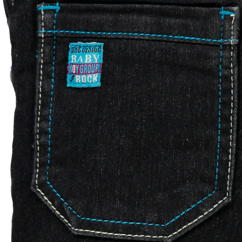 Salopette en jeans avec poches et patchs 