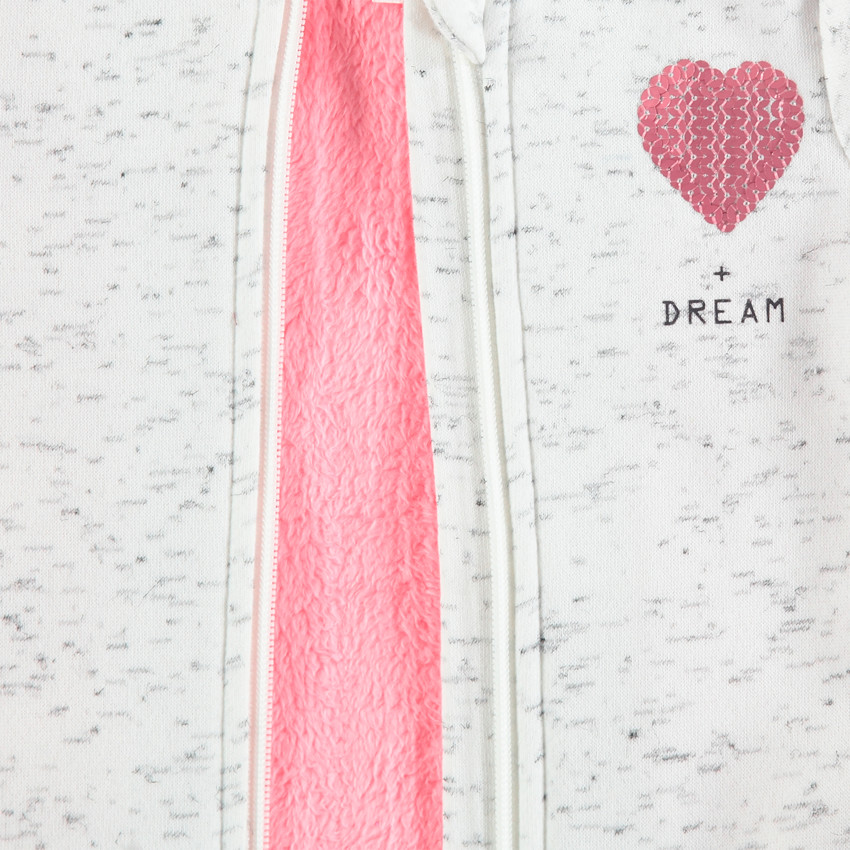 Chaqueta con capucha de felpa con forro de borreguillo y corazón de lentejuelas 