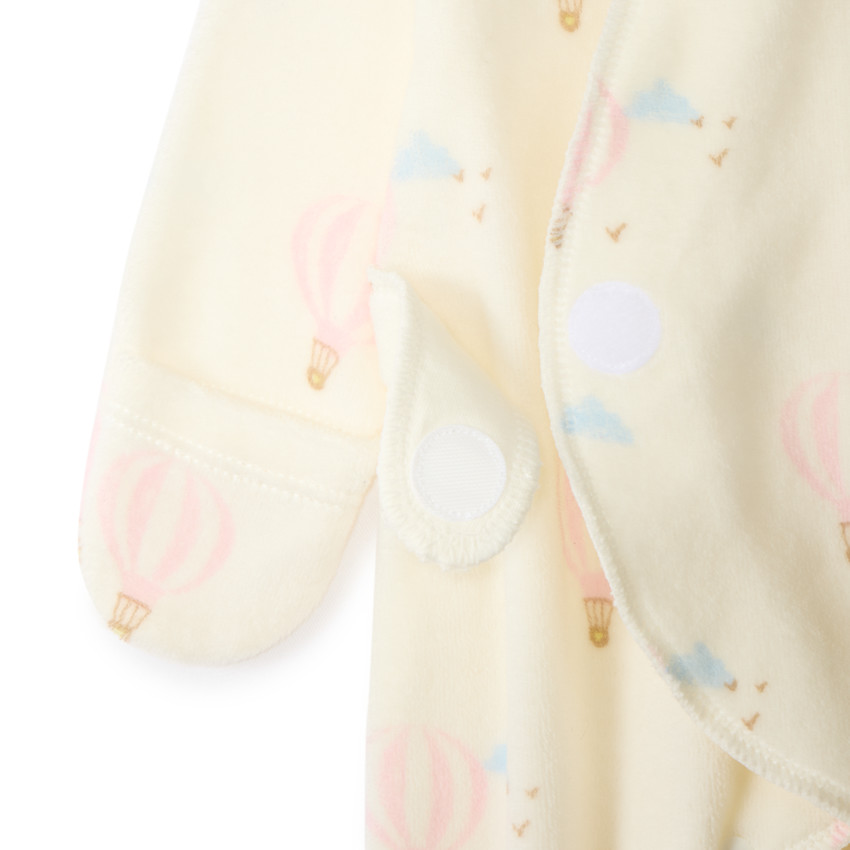 Pelele de terciopelo estampado con globos aerostáticos para bebé niña prematura 