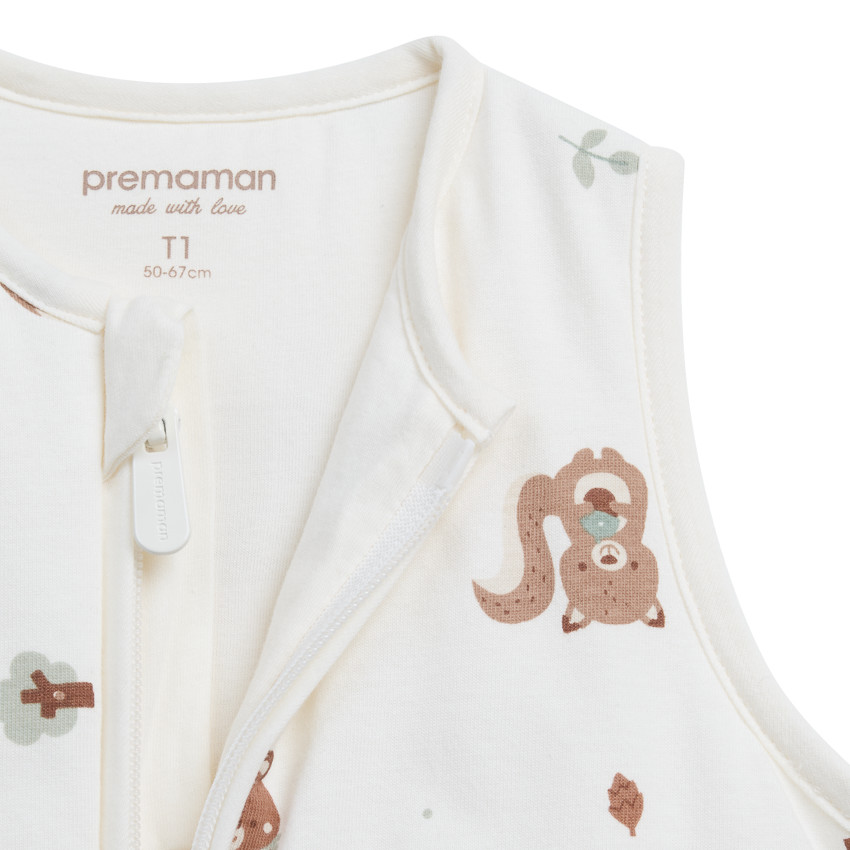 Saco de dormir TOG 3 en jersey impreso con animales del Rey de los Bosques en color crudo. 