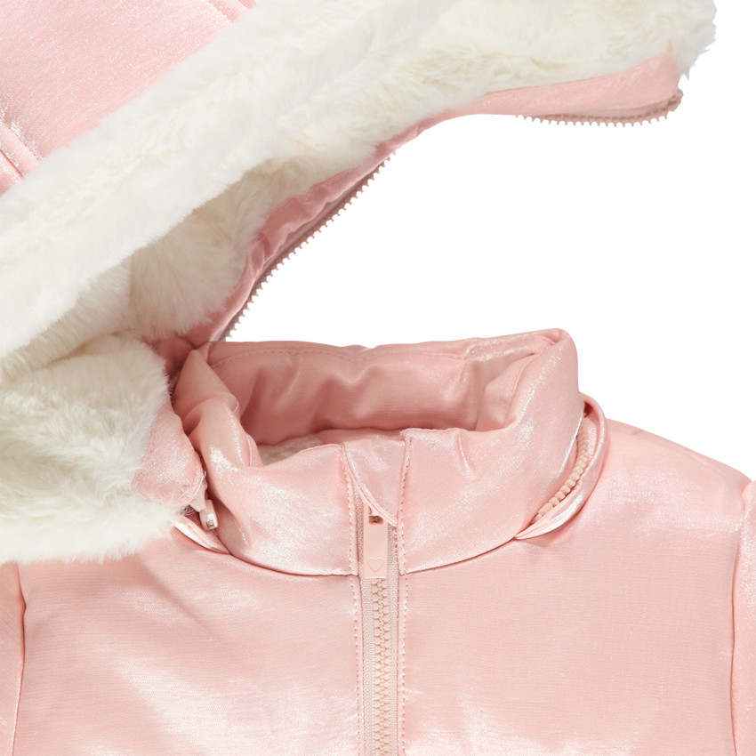 Plumífero efecto satinado forro de  sherpa con alas en relieve   Additional Plumífero efecto satinado forro de  sherpa con alas en relieve