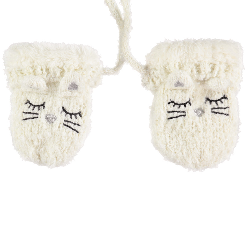 Manoplas de punto suave de color crudo con orejas de relieve y detalles bordados 