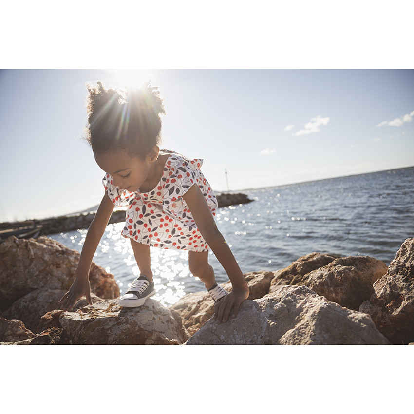 Vestido manga corta cerezas 