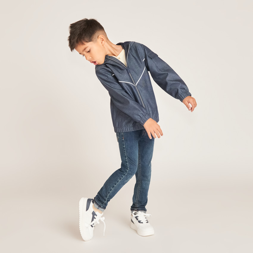 Cortavientos de tela con diseño liso para niño 