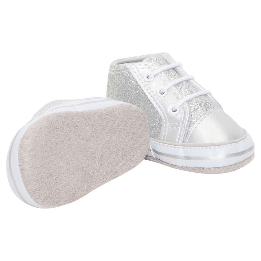 Botas brillantes con cordones 