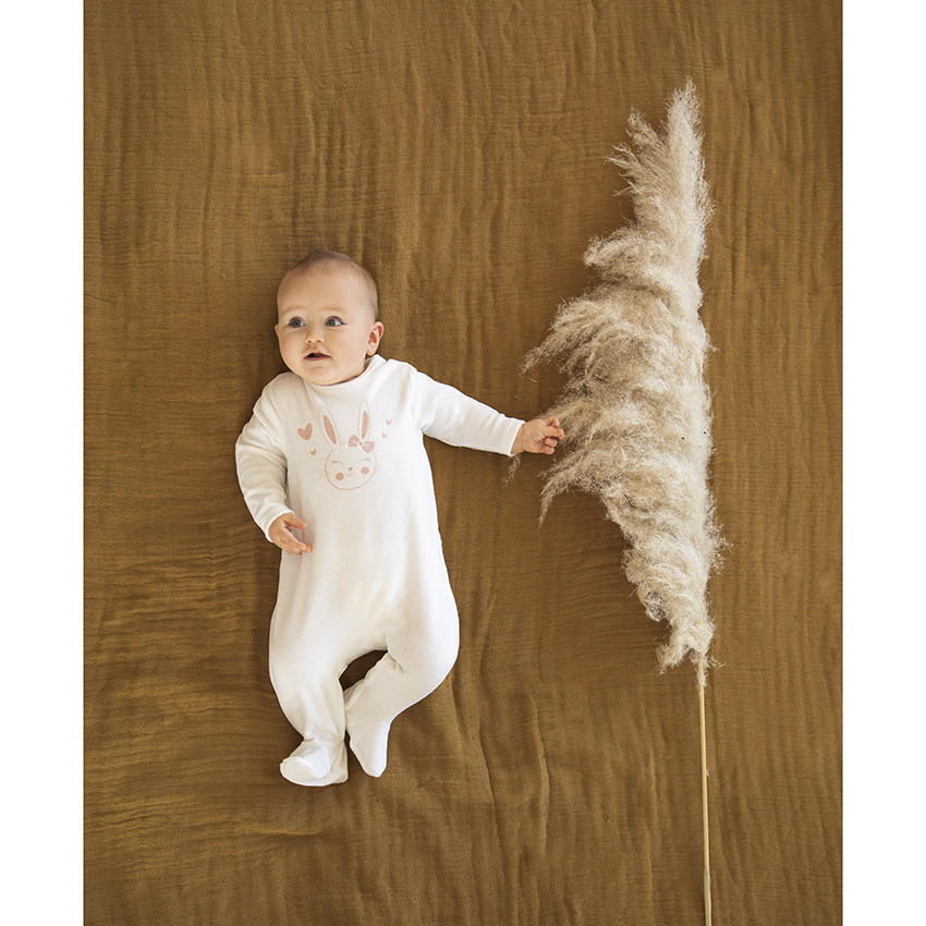 Pelele de terciopelo con estampado de conejito y corazones para bebé niña  Additional Pelele de terciopelo con estampado de conejito y corazones para bebé niña