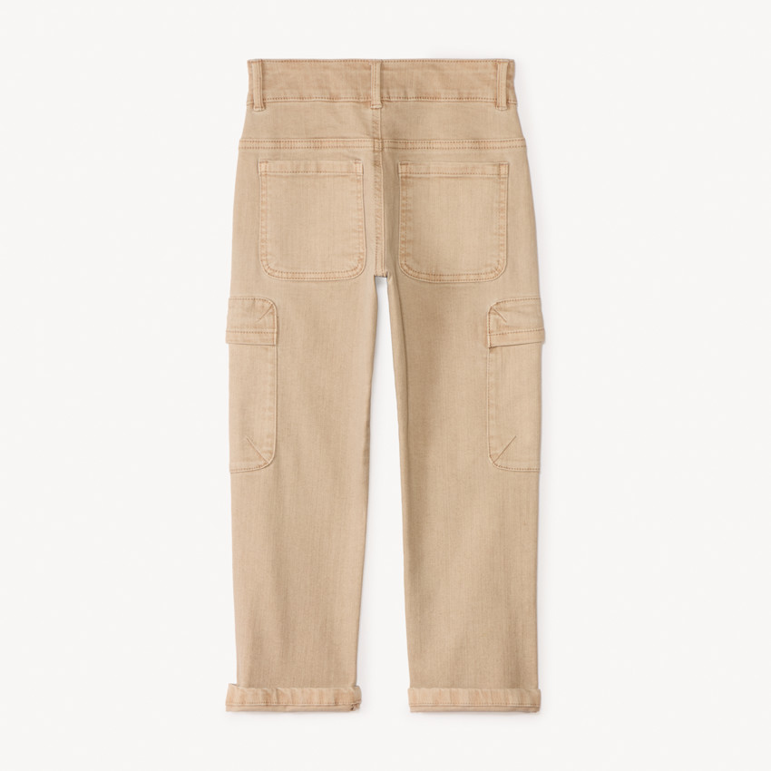 Jean recto teñido con bolsillos cargo para niño 