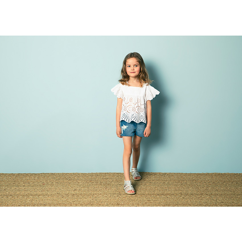 Short en denim avec broderies pour fille 