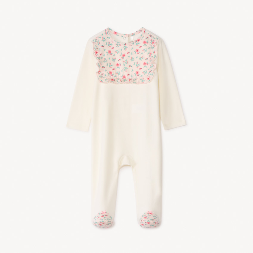 Pijama de interlock con pechera de flores para niña bebé 
