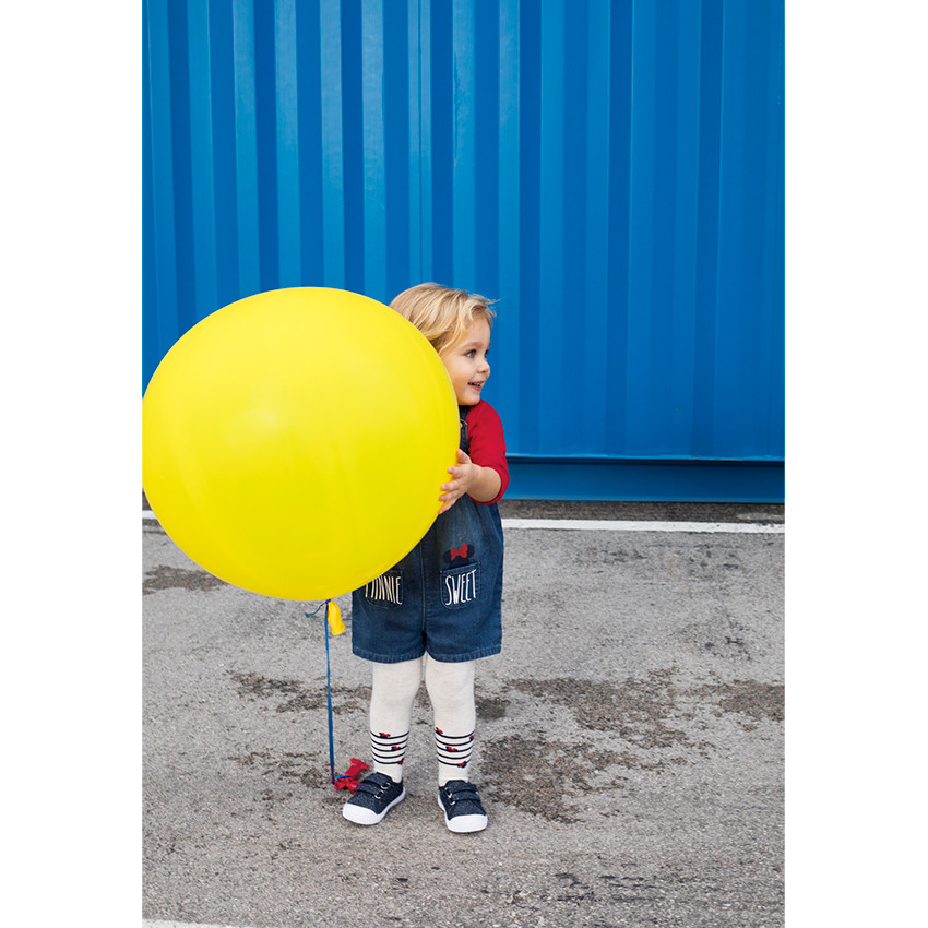 Peto corto vaquero con bolsillos y estampado de Minnie ©Disney 