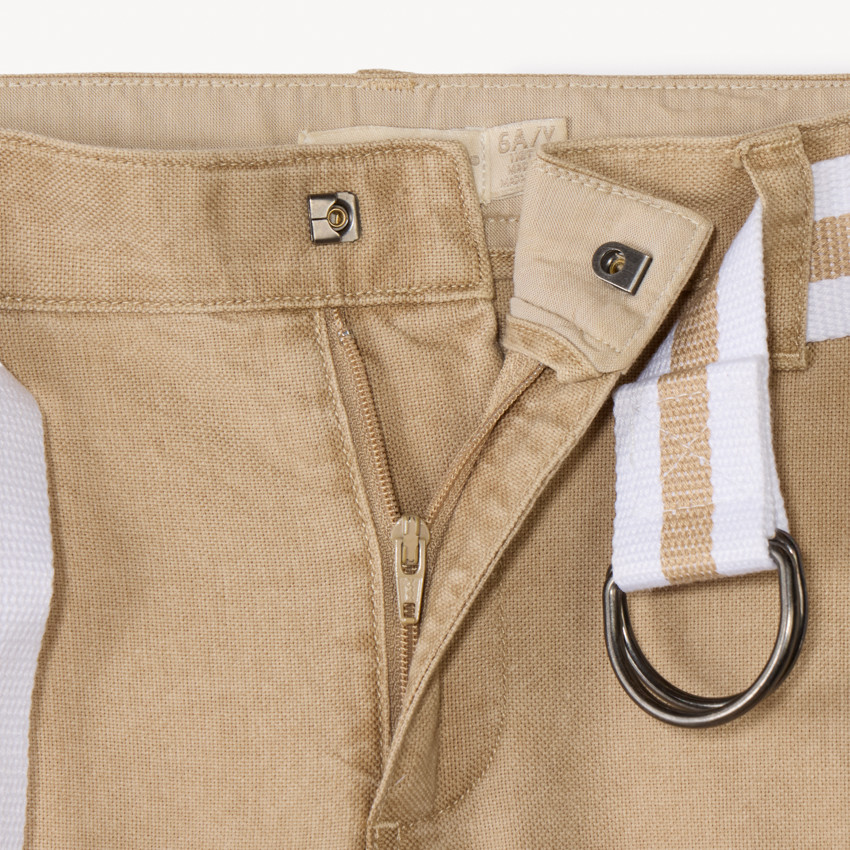 Pantalón recto de tela con cinturón para niño 