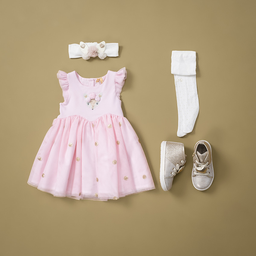 Medias finas con lunares dorados all over  