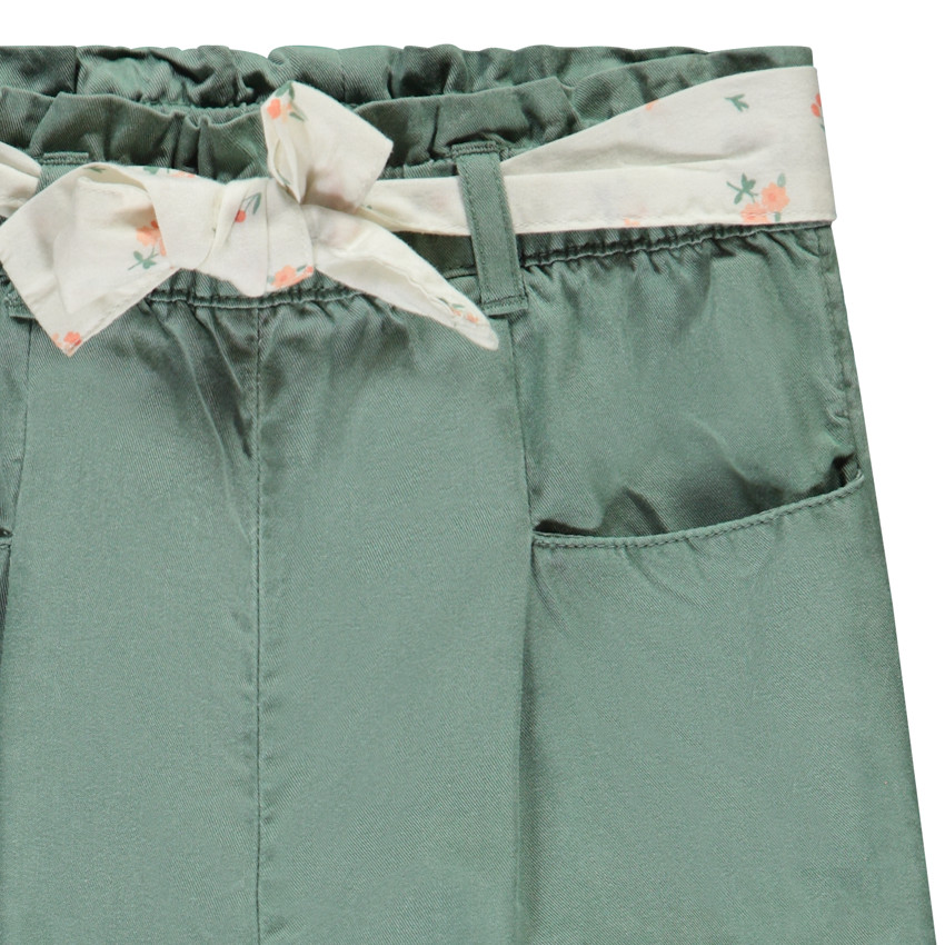 Pantalón de tela con cinturón para atar para niña 