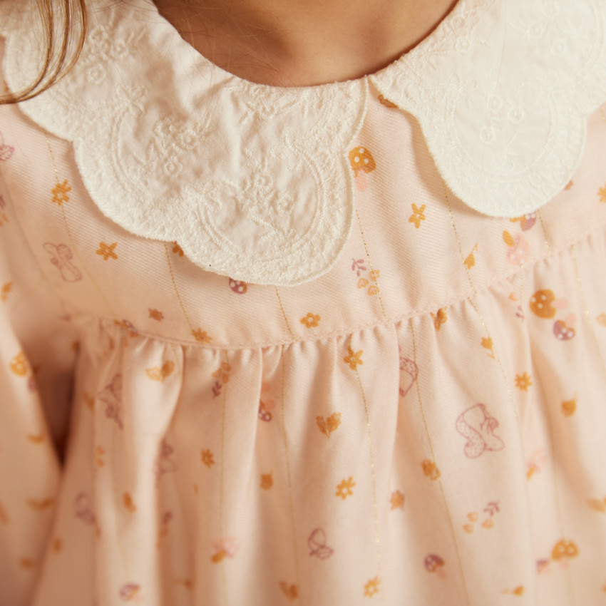Vestido de manga larga con cuello babero y estampado fantasía para niña 