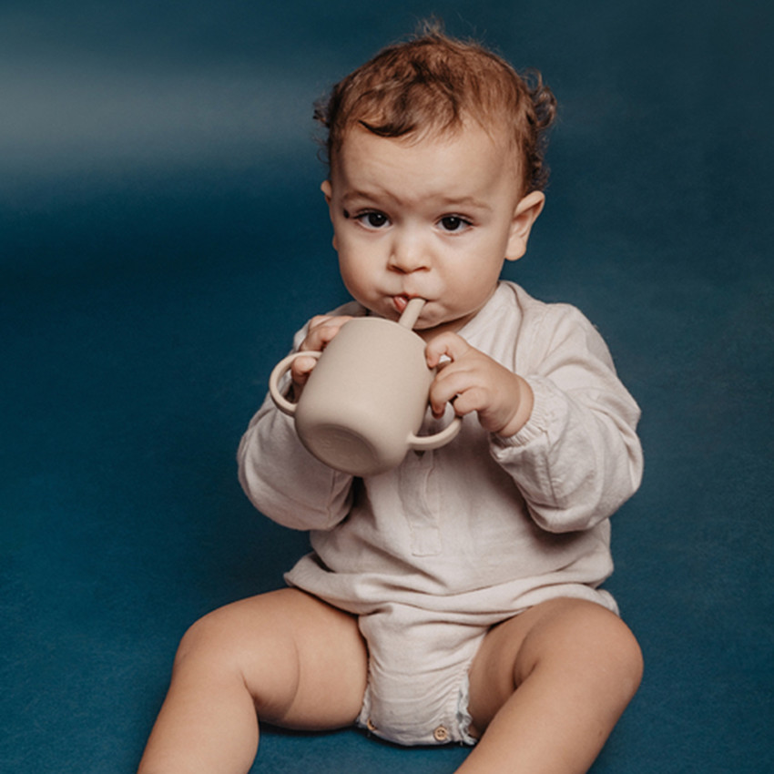 Taza de aprendizaje evolutiva de silicona 3 en 1 Colour Essence beige 