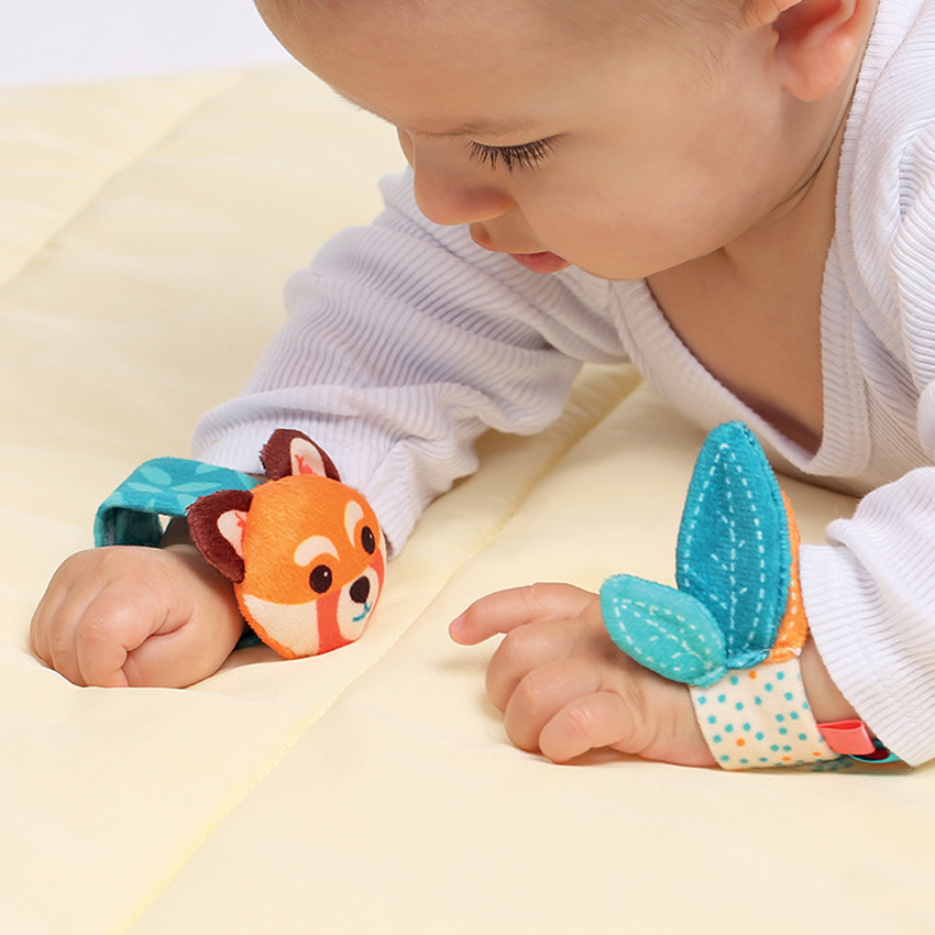 Hochet pieds et mains 