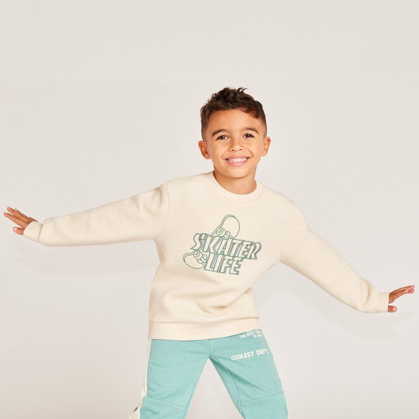 Sudadera de felpa con estampado de skate para niño 
