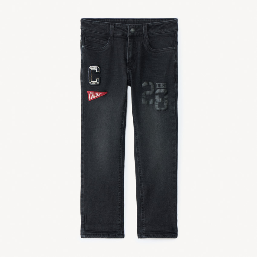 Vaqueros de denim forrados con etiqueta decorativa para niño 